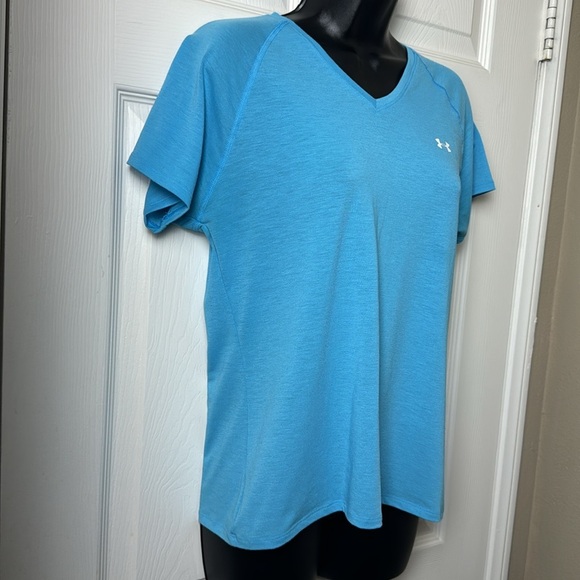NIKE & UNDER ARMOUR BUNDLE 2 Sport Tops - Size Medium/Large - Picture 3 of 10
